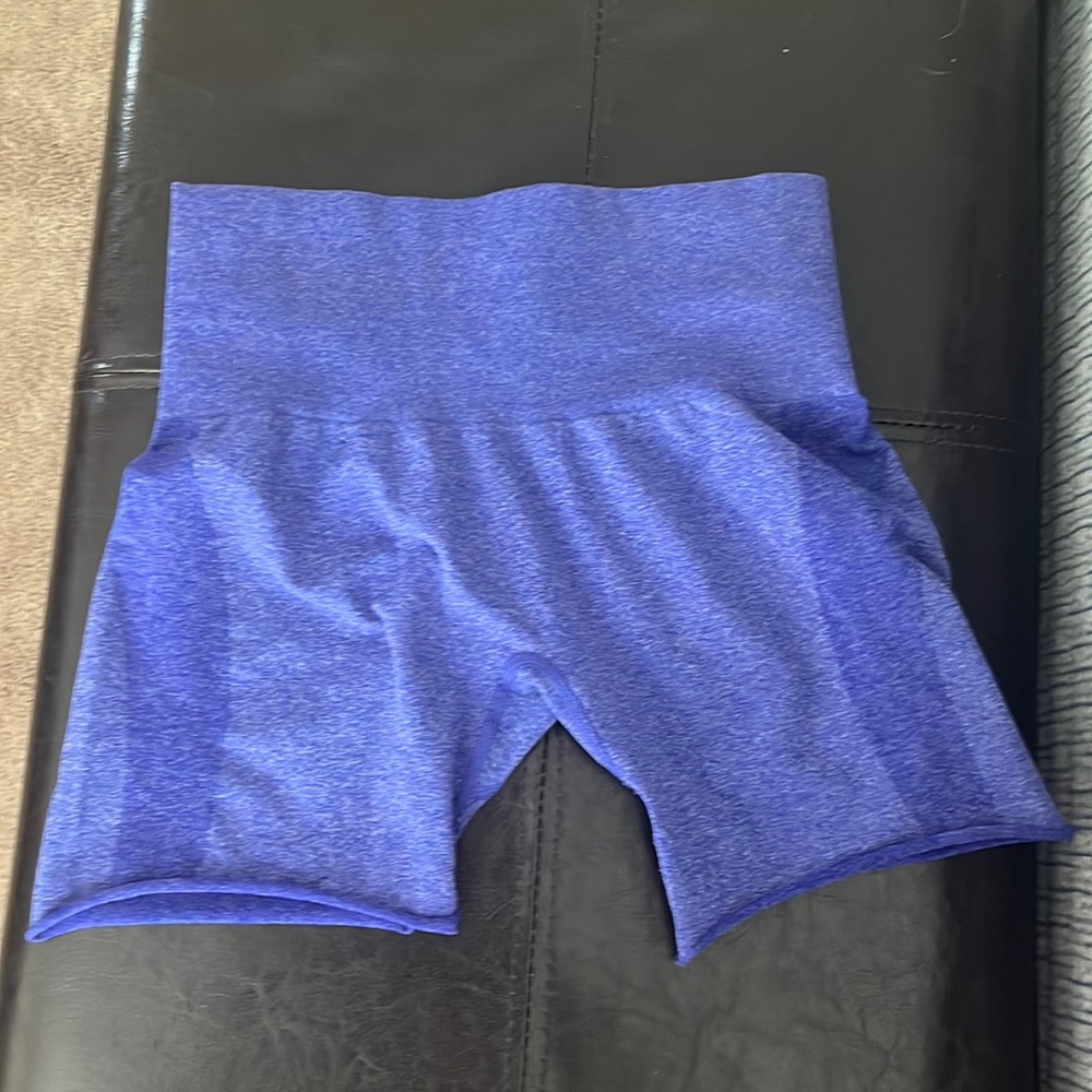 NVGTN cut leggings